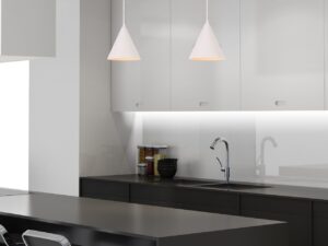 Miniaturka 4 - Dwie białe lampy Silero nad wyspą kuchenną aranżacja