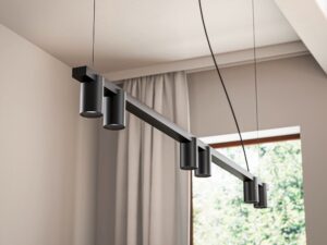 Miniaturka 4 - Detale czarnej lampy wiszącej Enola 2.0 M sześć tub cylindrycznych