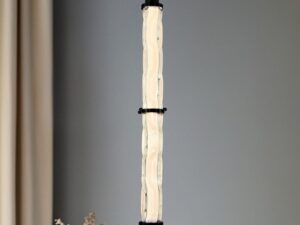 Miniaturka 1 - Lampa wisząca Telimio LED 18 W zbliżenie świecącego szklanego klosza