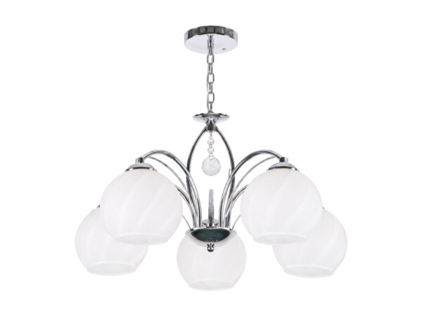 Lampa wisząca Toridira z pięcioma białymi kloszami i chromowanymi ramionami na białym tle