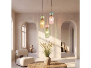 Miniaturka 1 - Trzypunktowa lampa wisząca Venaria w jasnym salonie