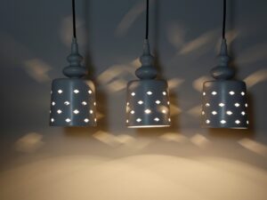 Miniaturka 1 - Lampa wisząca Vesiva trzypunktowa w aranżacji wnętrza