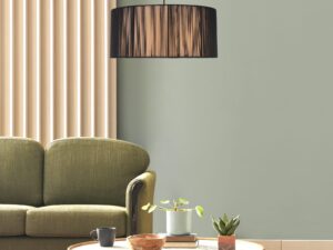 Miniaturka 1 - Lampa wisząca Vesodia trzypunktowa nad stolikiem w salonie