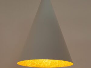 Miniaturka 9 - Biało-złota lampa Vesuvio S z rozświetlonym złotym wnętrzem klosza