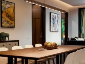 Miniaturka 1 - Lampa wisząca Viga Wood w orzechowym wykończeniu, aranżacja