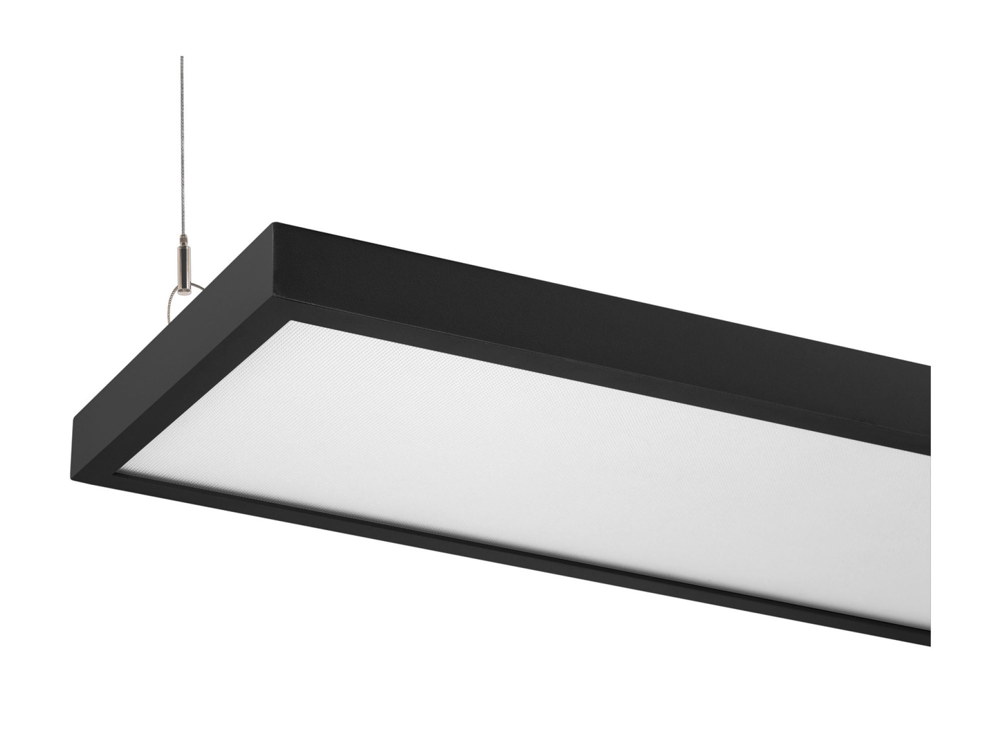 Detal konstrukcji oprawy wiszącej Worklight Pro 150 w czerni