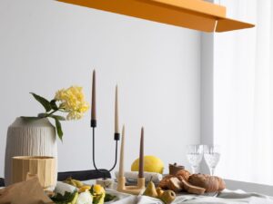 Miniaturka 4 - Melonowa lampa YOTTSU A LED nad stołem w jadalni