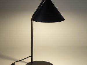 Miniaturka 1 - Czarna lampka nocna Cono w aranżacji wnętrza