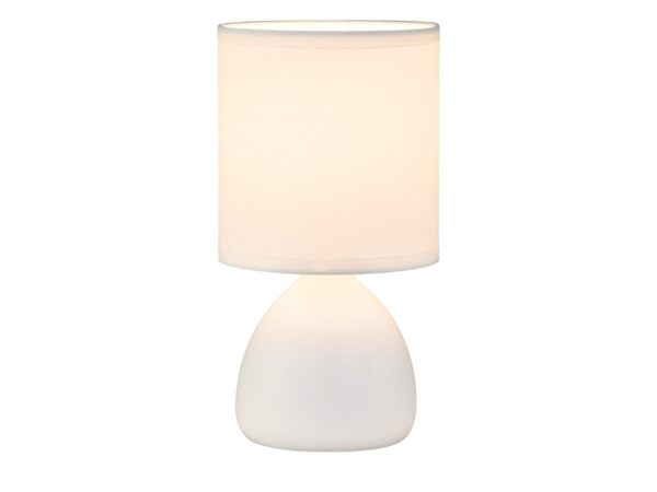 Lampka nocna Olesena biała z ceramiczną podstawą i tkaninowym abażurem na białym tle