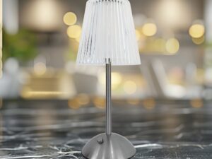 Miniaturka 3 - Satynowa lampka stołowa Galiveta LED w aranżacji wnętrza