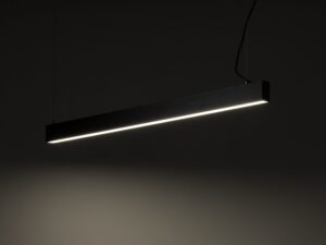 Miniaturka 1 - Czarna lampa Luxe w aranżacji wnętrza