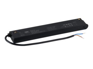 Miniaturka 1 - Czarny zasilacz Magnetic Easy Zasilacz Wpinany Szyne 200 W na białym tle