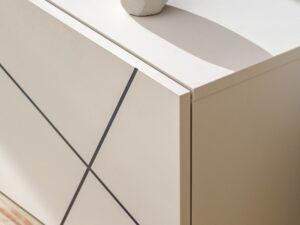 Miniaturka 2 - Biała szafka z geometrycznym wzorem