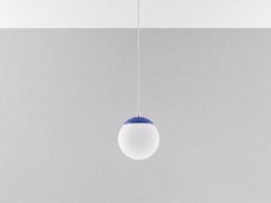 Miniaturka 28 - Minimalistyczna lampa wisząca 20 cm ultramaryna na jasnym tle