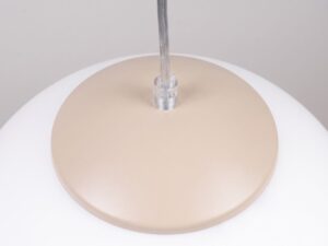 Miniaturka 42 - Minimalistyczna lampa wisząca 30 cm dla nowoczesnych wnętrz taupe – kołpak klosza z bliska