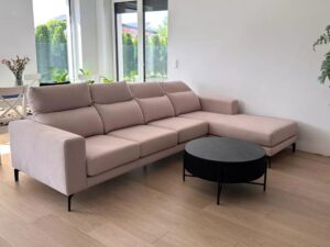 Miniaturka 7 - Narożnik tapicerowany z regulowanymi zagłówkami Venezaro 290 cm w aranżacji wnętrza 5