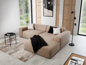 Miniaturka 5 - Narożnik z dużą otomaną i miękkimi poduszkami Astrevia 278 cm w aranżacji wnętrza 5