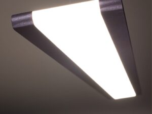 Miniaturka 2 - Lampa wisząca Noreseta LED 28 W nad stołem – dodatkowa aranżacja