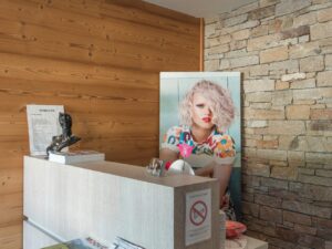 Miniaturka 3 - Occuldas 23 LED – aranżacja dwóch opraw w recepcji