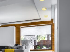 Miniaturka 5 - Trzy żółte oczka sufitowe GU10 w aranżacji salonu