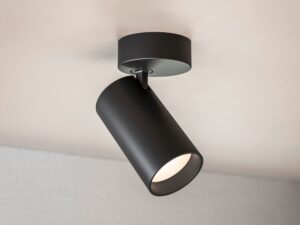 Miniaturka 2 - Oprawy Enola 2.0 M w aranżacji wnętrza, ujęcie porównawcze