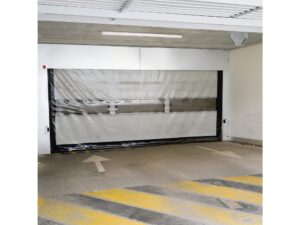 Miniaturka 2 - Szara oprawa hermetyczna LED zamontowana w magazynie