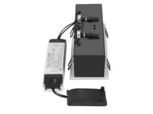 Miniaturka 5 - Biała oprawa Kadux Triple LED od tyłu, zasilacz i mocowania sufitowe