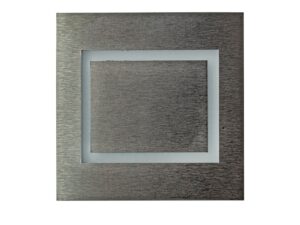 Miniaturka 6 - Kwadratowa oprawa schodowa LED z zamkniętą ramką srebrna na białym tle
