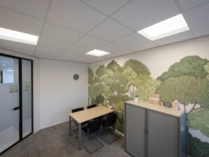 Miniaturka 2 - Oprawy Panel V DALI 625 w suficie sali spotkań