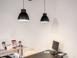 Miniaturka 5 - Wiszący model Para Dome E27 czarny w przestrzeni użytkowej