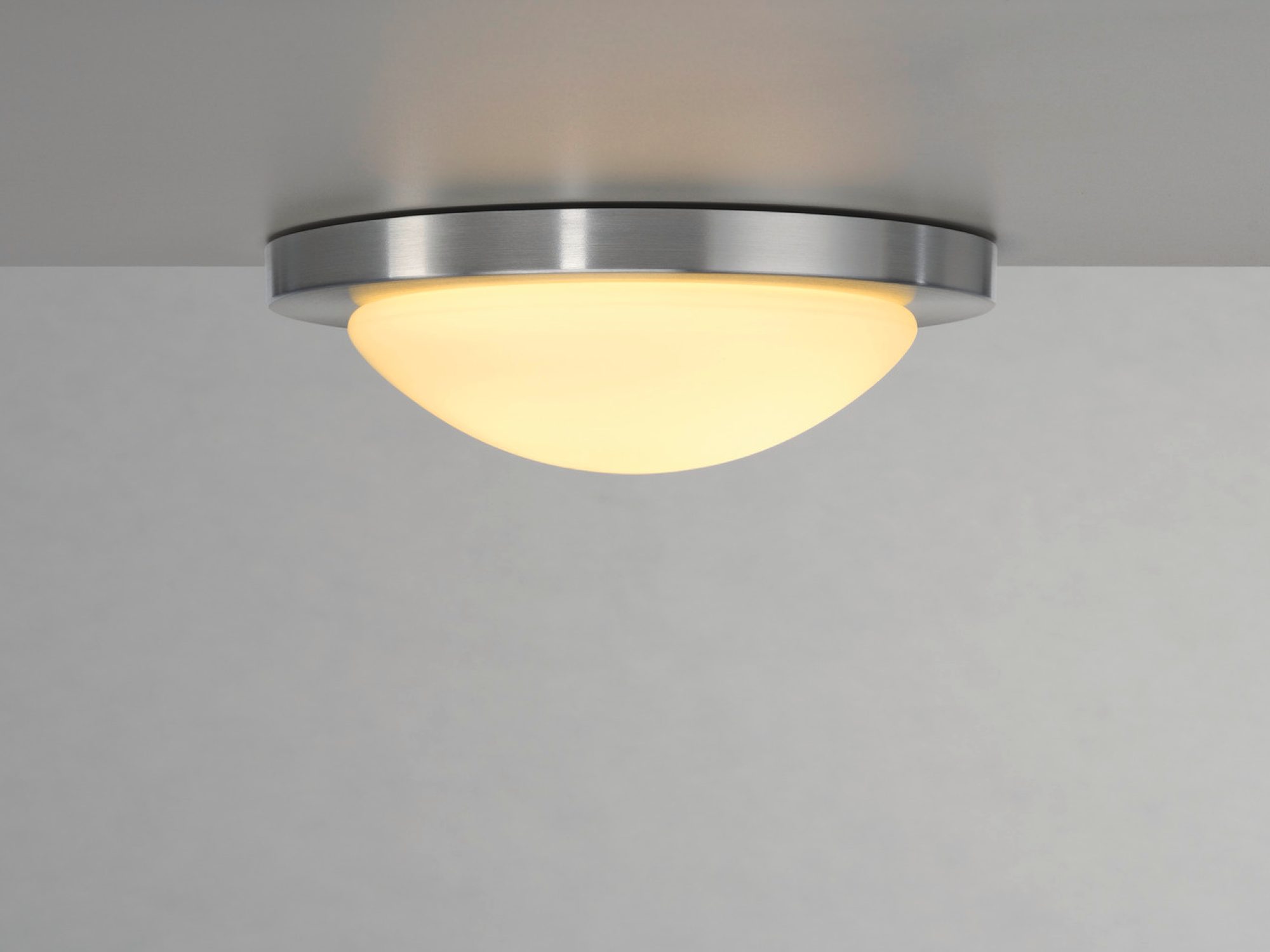 Lampa sufitowa Melan na drugim zdjęciu aranżacyjnym