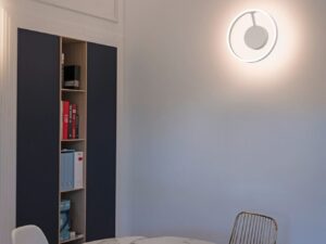 Miniaturka 6 - Biały plafon One LED jako lampa ścienna w jadalni