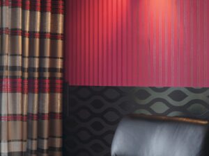 Miniaturka 3 - Oprawa Puri 2 czarna w aranżacji wnętrza