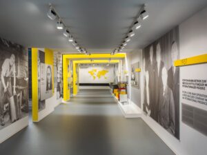 Miniaturka 5 - Biały reflektor LED do szyny 3-fazowej – ujęcie w aranżacji
