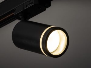 Miniaturka 1 - Czarny reflektor Tracer Jet Ring na szynie trójobwodowej we wnętrzu