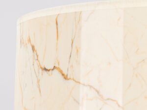 Miniaturka 25 - Regulowana lampa wisząca Elaria 40 cm beżowy marmur – detal tkaniny abażuru