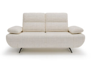 Miniaturka 7 - Dwuosobowa sofa Covina w kremowej tkaninie, widok z przodu na białym tle
