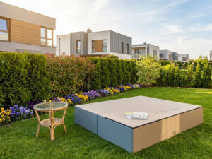 Miniaturka 6 - Sofa ogrodowa rozkładana Sofaluna — rozłożona w ogrodzie