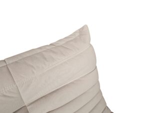 Miniaturka 4 - Sofa Zenith zbliżenie na miękki szczyt i przeszycia oparcia