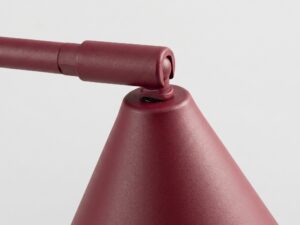 Miniaturka 10 - Stalowa lampa biurkowa Sorvella 35 cm burgundowy – detal mocowania klosza