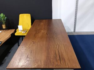 Miniaturka 5 - Stół dębowy UMBRA – detal wykończenia
