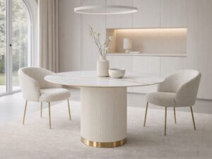 Miniaturka 2 - Stół okrągły Eleganza 120 cm przy dwóch kremowych krzesłach w jasnej jadalni