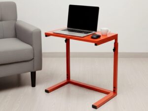 Miniaturka 5 - Stolik regulowany Viresto czerwony w aranżacji