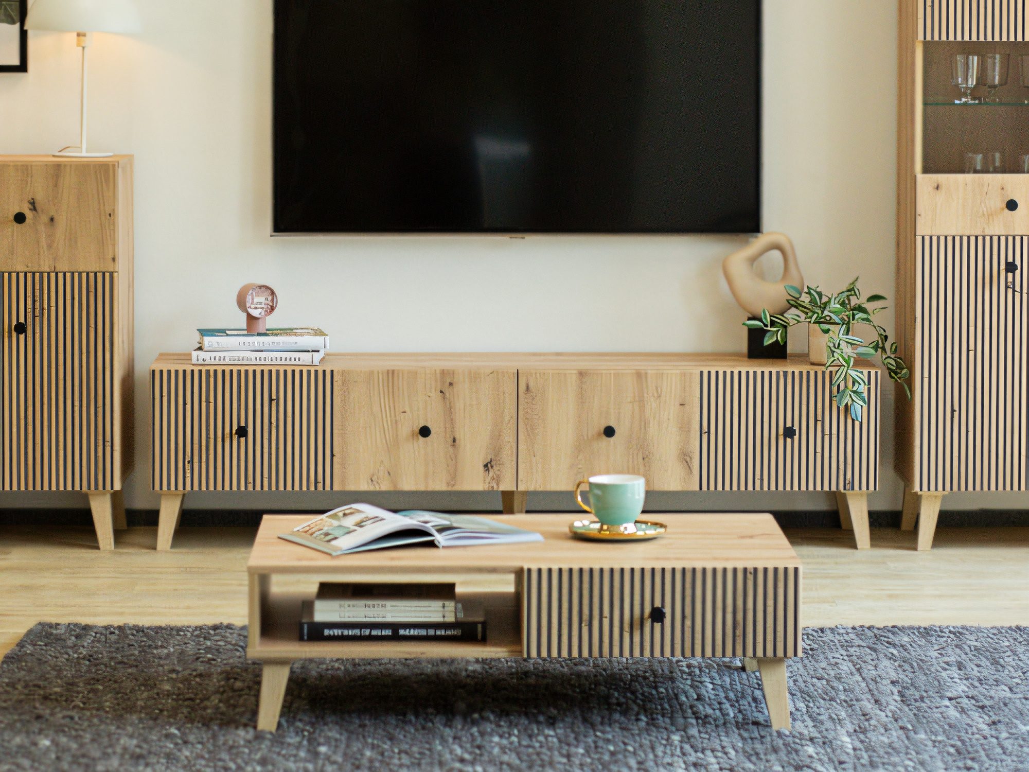 Szafka RTV Norvello 180 cm w aranżacji salonu