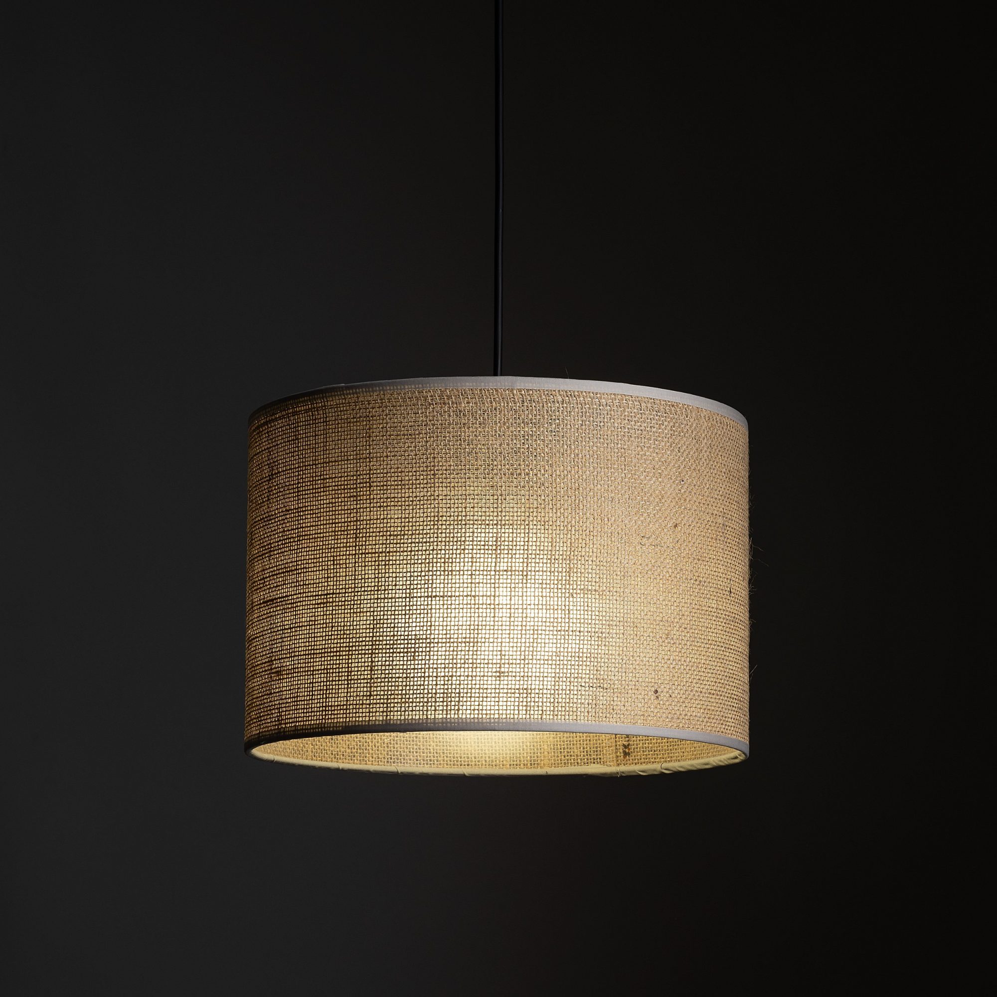 Lampa wisząca szynowa Tracer jutowy abażur 30 cm w aranżacji
