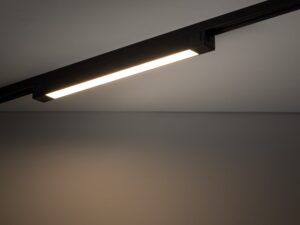 Miniaturka 2 - Czarny Tracer Panel LED 30 W na szynie w aranżacji