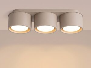 Miniaturka 96 - Trzypunktowy plafon Modessa 32,4 cm taupe z włączonym światłem