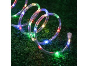 Miniaturka 4 - Przezroczysty wąż LED RGB ułożony w świetlne spirale na trawie