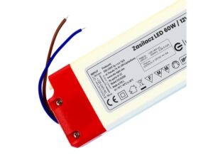 Miniaturka 1 - Zasilacz LED 60 W 12 V – detal etykiety i przewodów